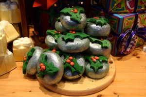 Lush christmas pudding bath products